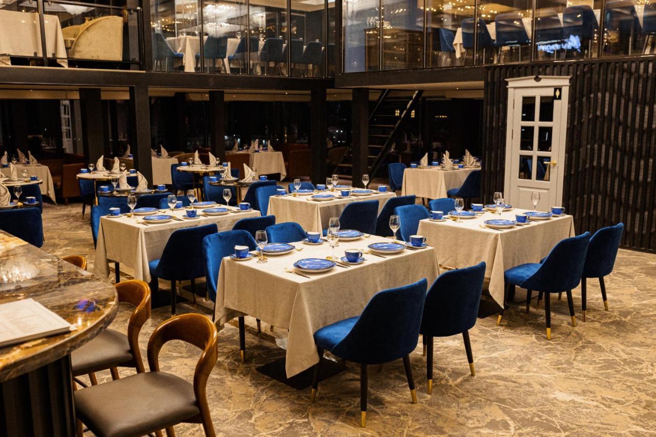 Orient Hotel ビシュケク エクステリア 写真